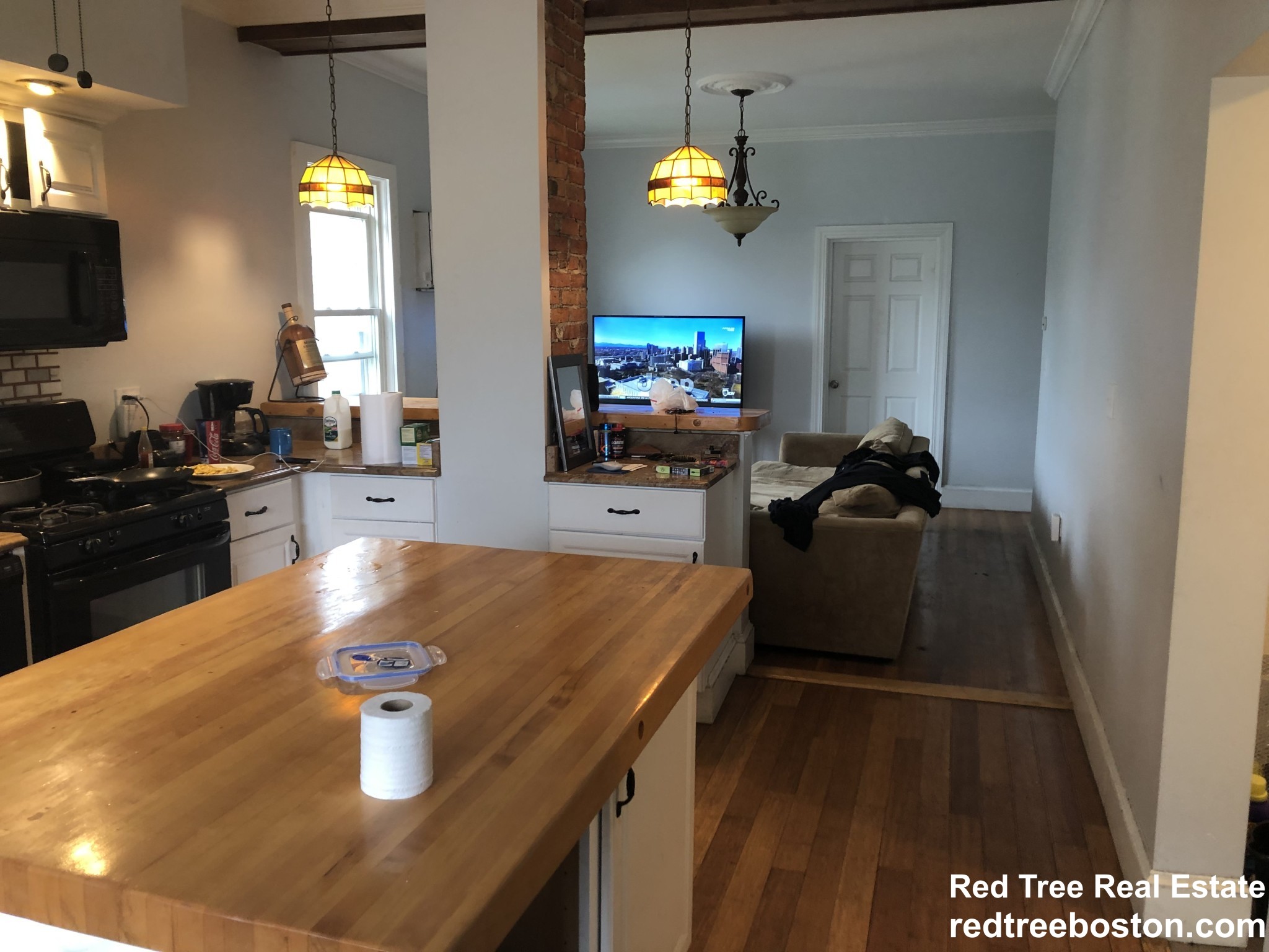 4 bed, 1 bath apartment for rent at 130 Wordsworth St Unit 3, East Boston — photo 2 of 16