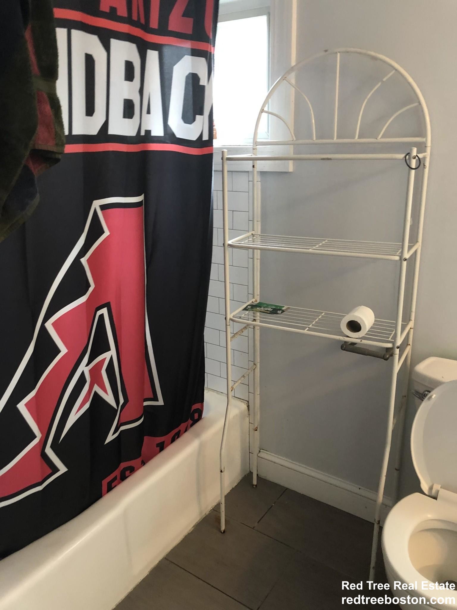 4 bed, 1 bath apartment for rent at 130 Wordsworth St Unit 3, East Boston — photo 6 of 16