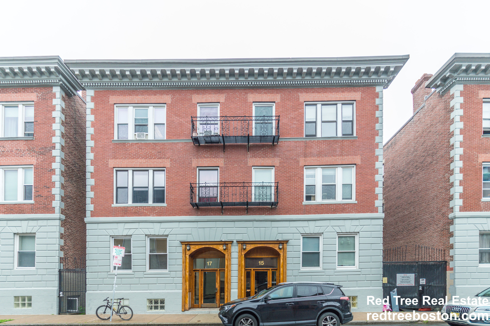 17 Aberdeen St, Fenway