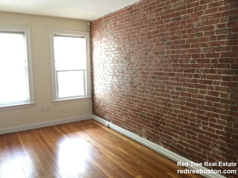 55 Ashford St, Allston