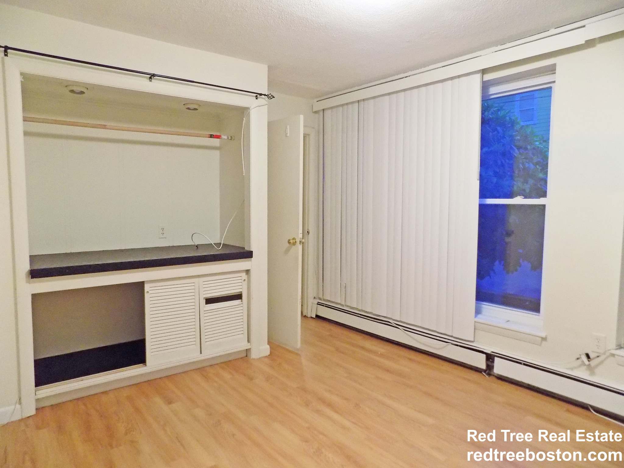 2045 Commonwealth Ave, Brighton