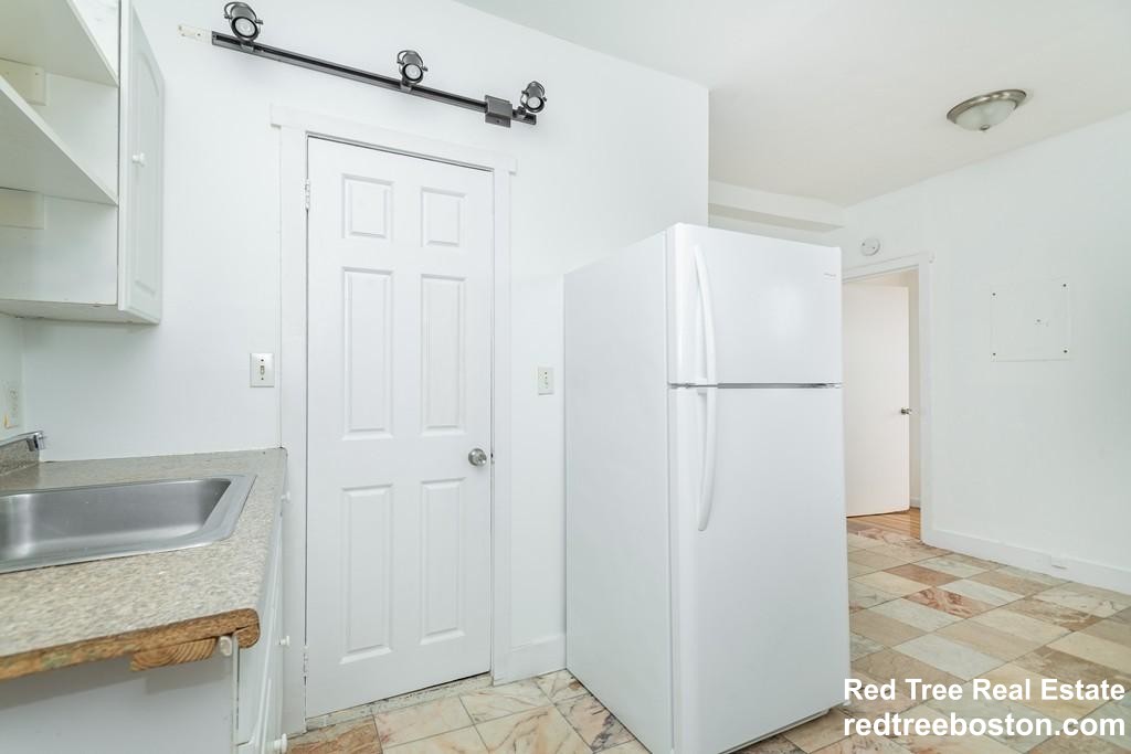 289 Hancock St, Dorchester