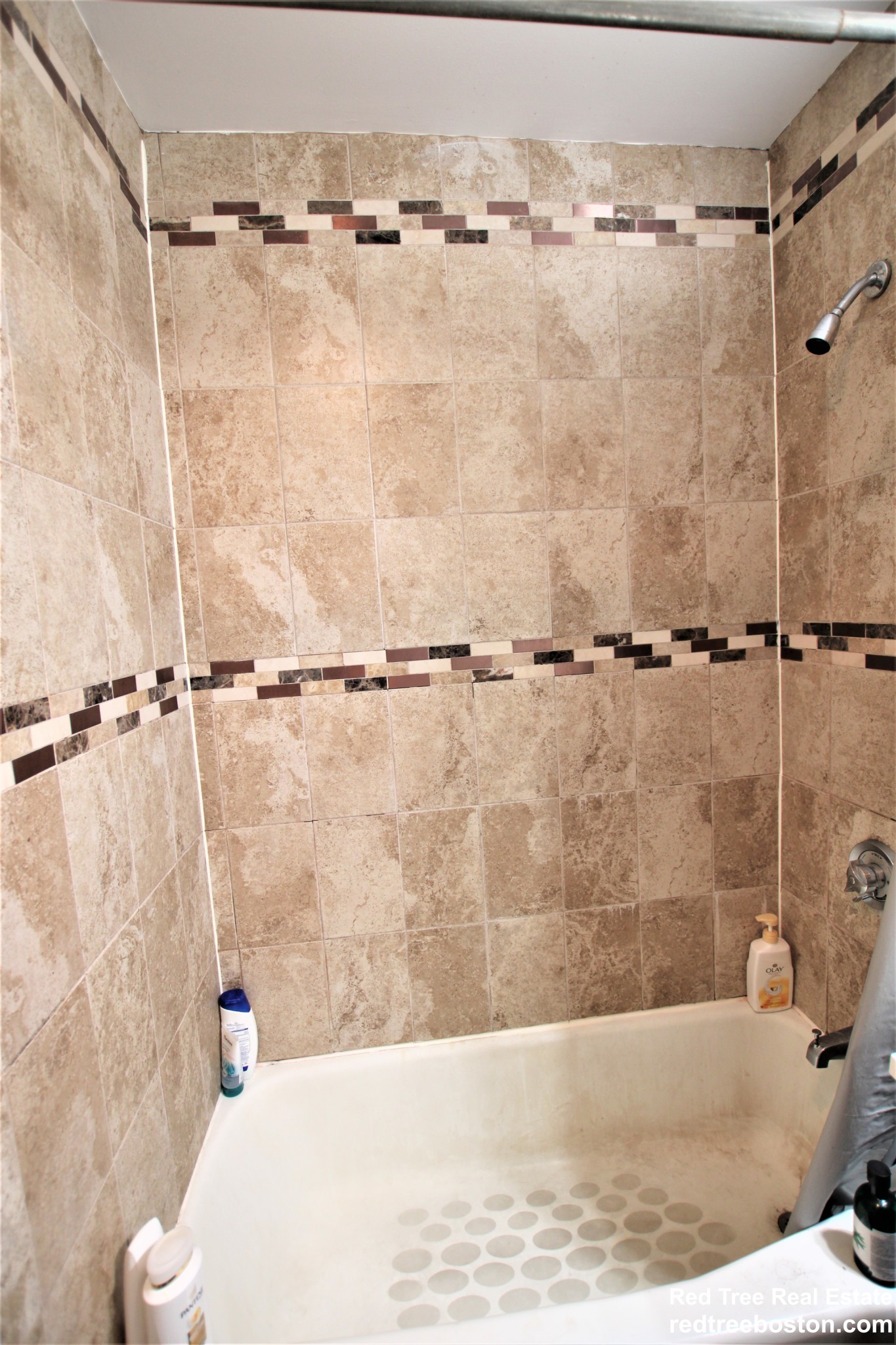 10 Carmel St, Mission Hill