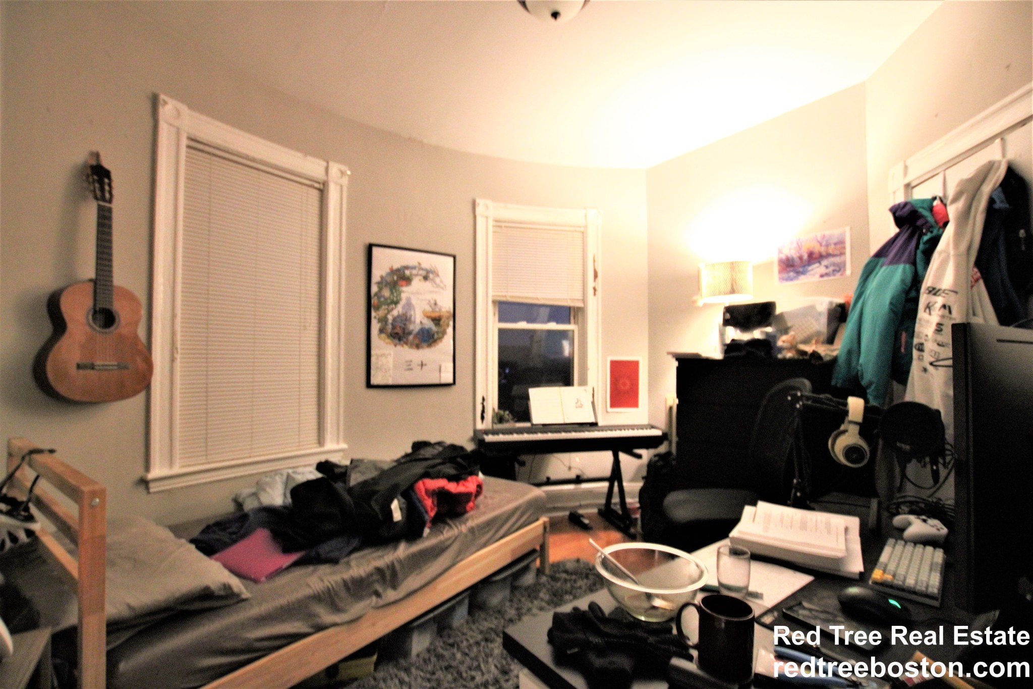 8 Sunset St, Mission Hill