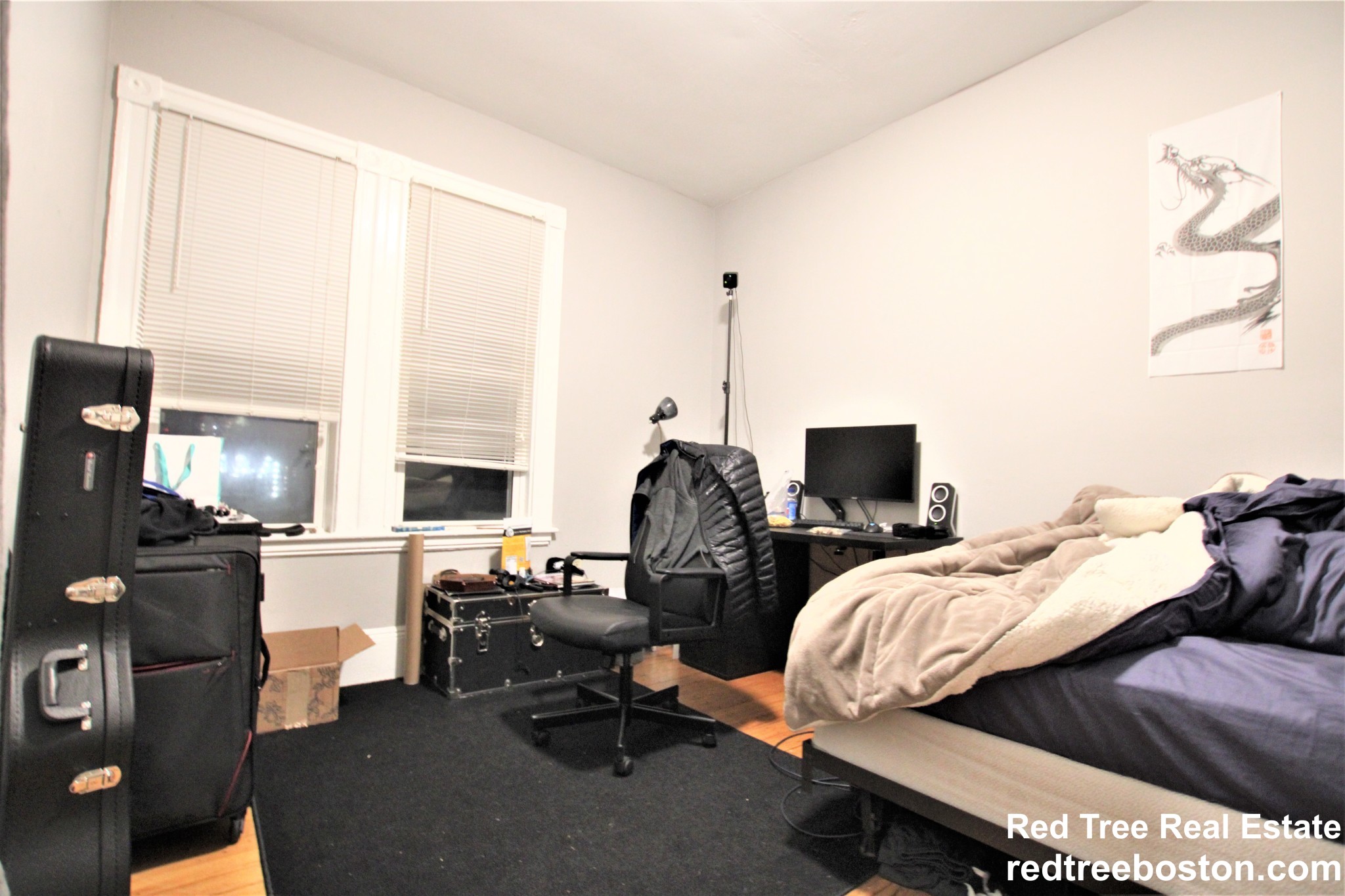 8 Sunset St, Mission Hill