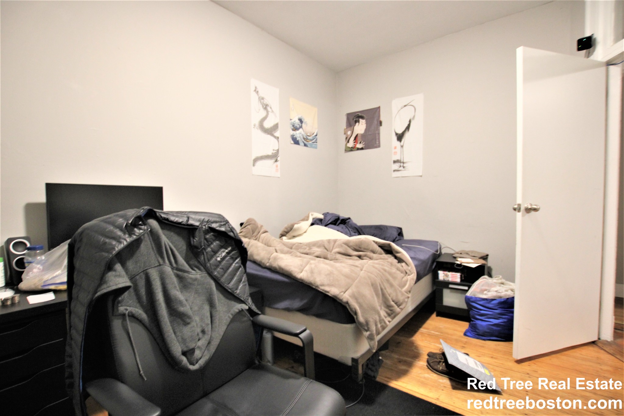 8 Sunset St, Mission Hill