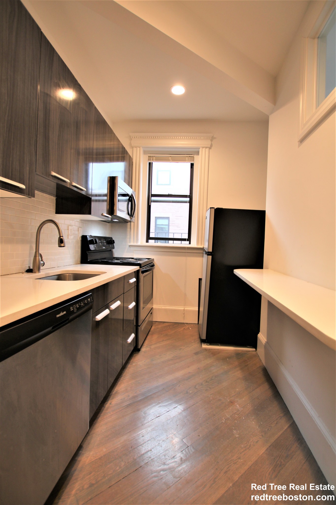 11 Queensberry St, Fenway