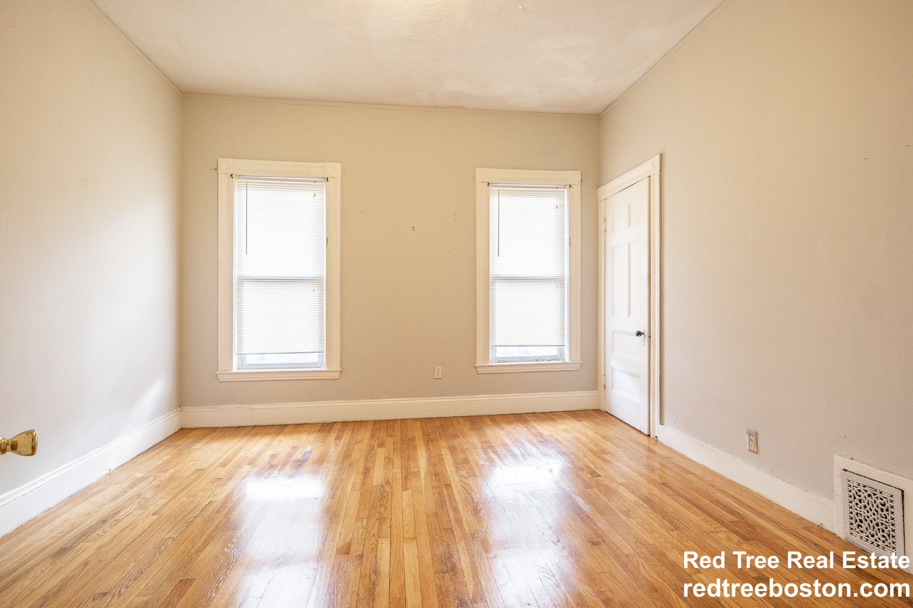 1 Cobden St, Roxbury