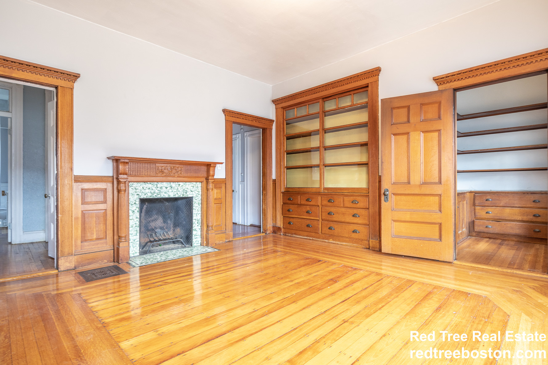 1 Cobden St, Roxbury