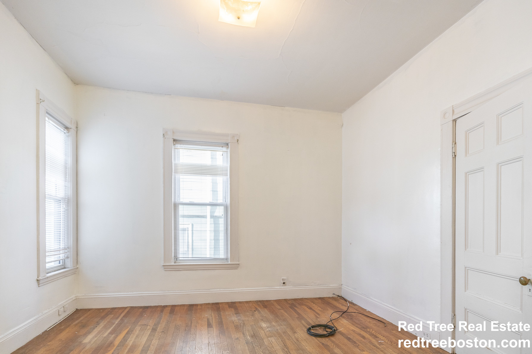 1 Cobden St, Roxbury