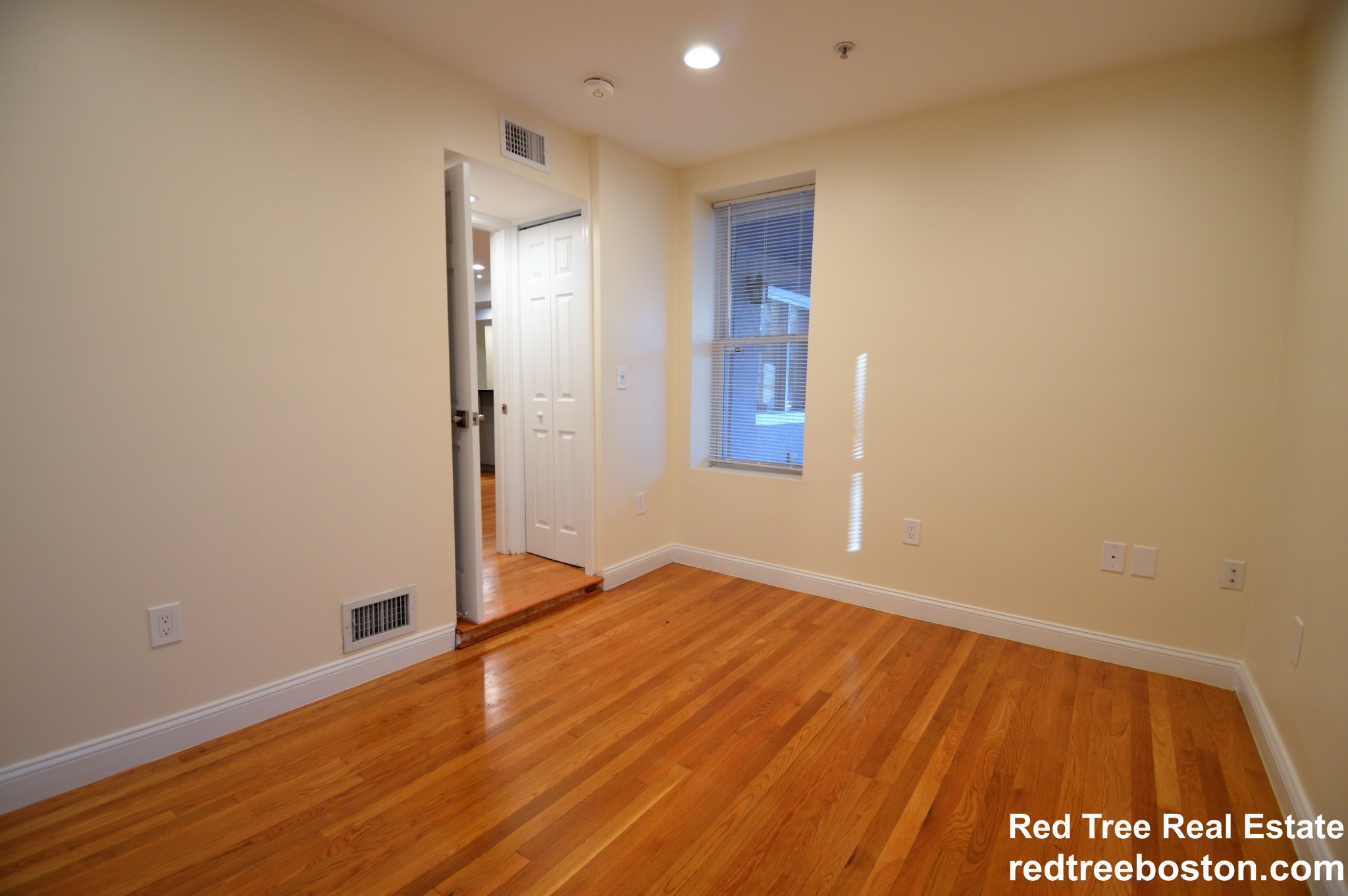 1801 Beacon St, Brookline