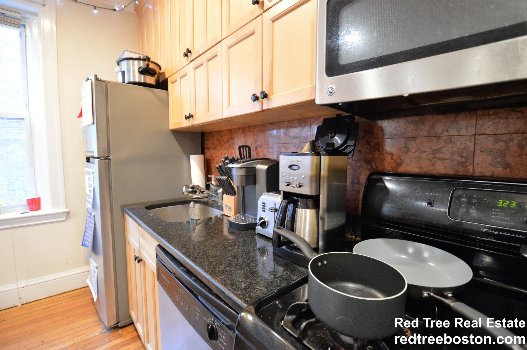 73 Thatcher St, North Brookline