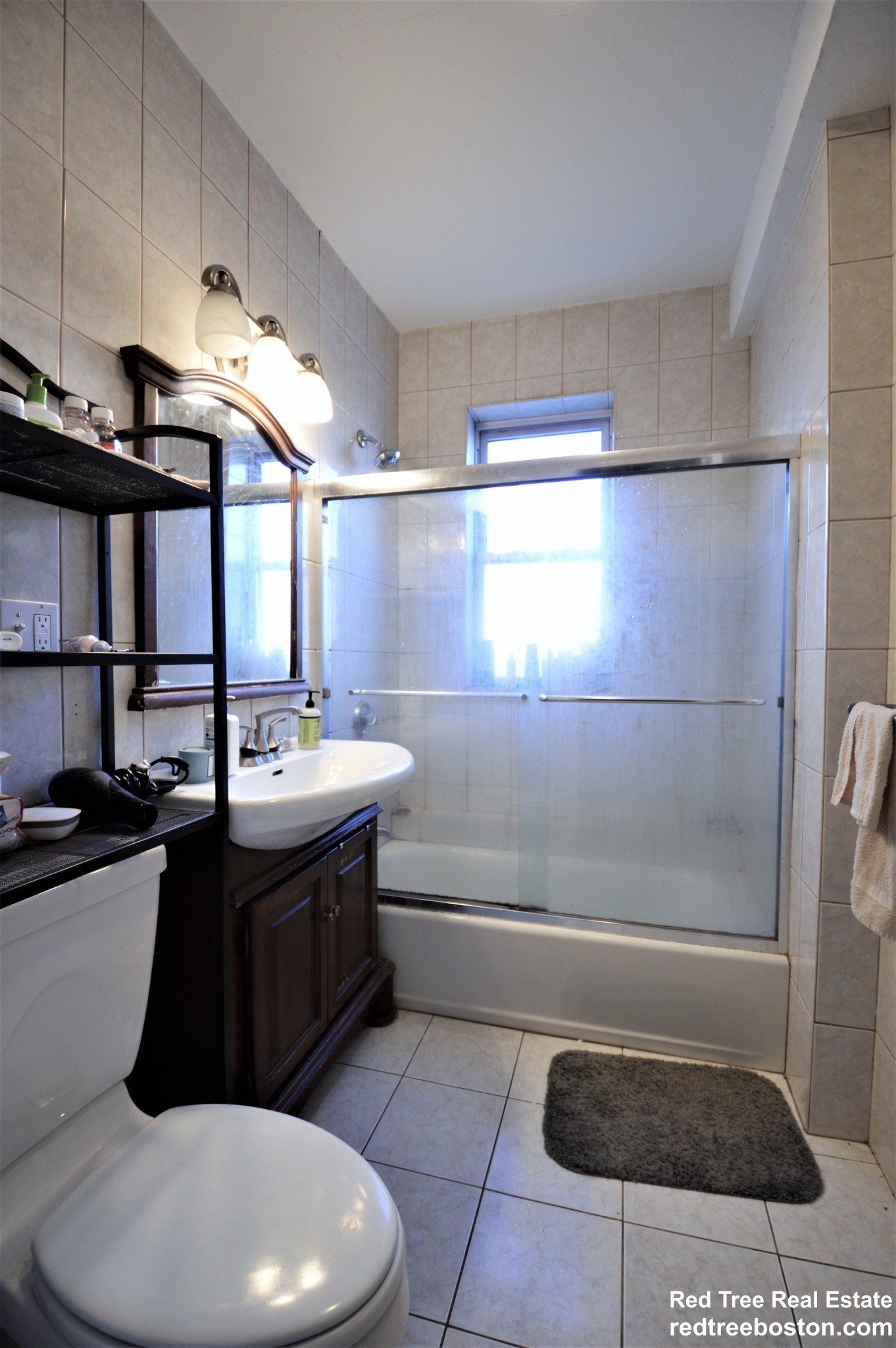 73 Thatcher St, North Brookline