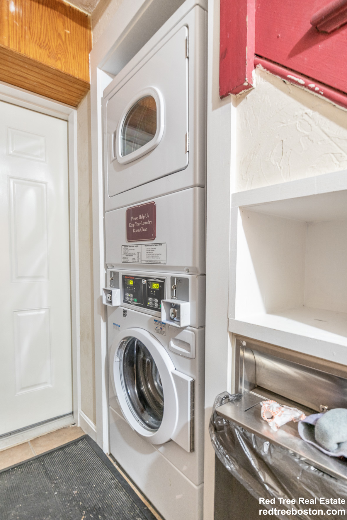 73 Thatcher St, North Brookline