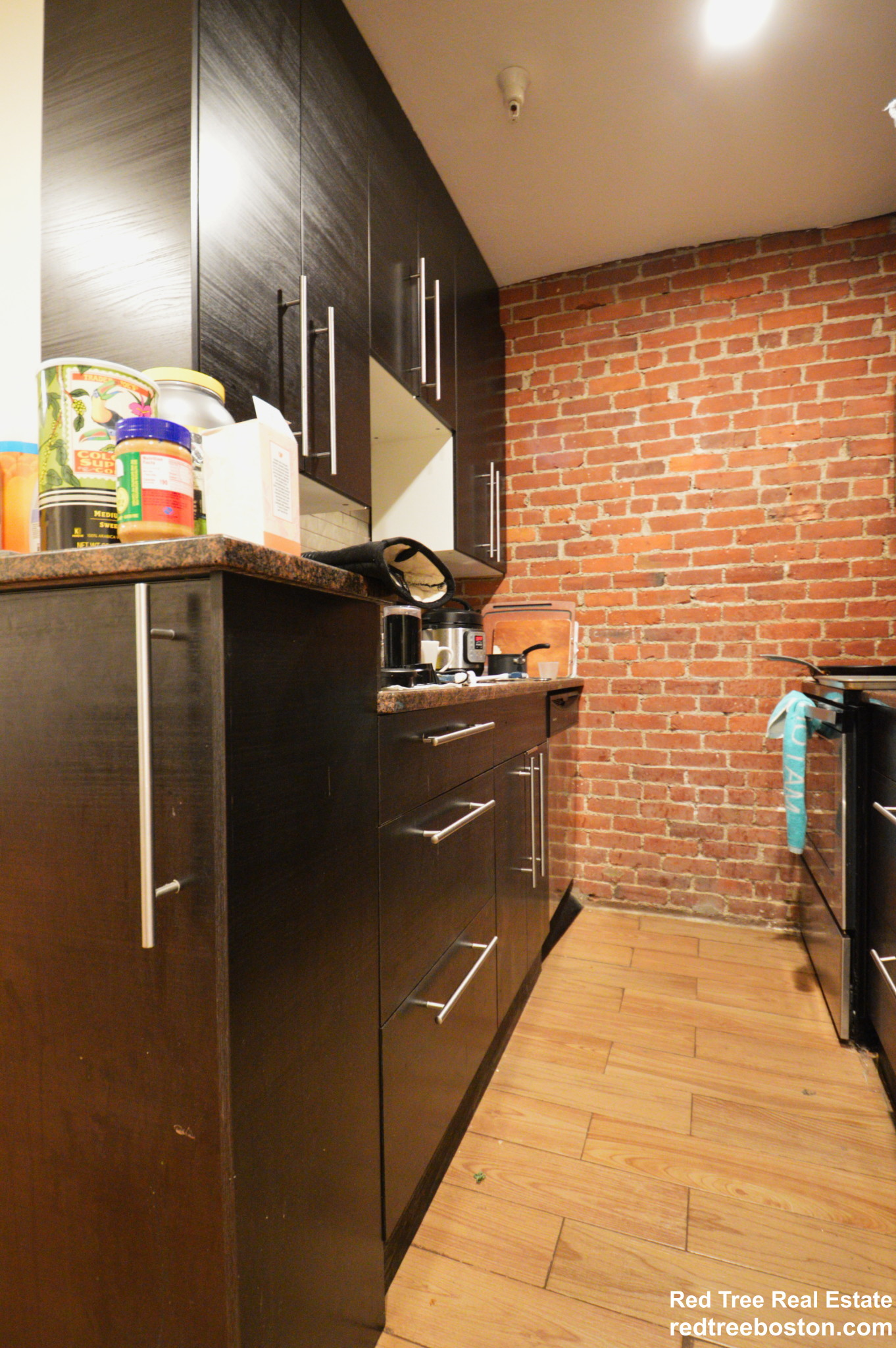 1203 Beacon St, Brookline