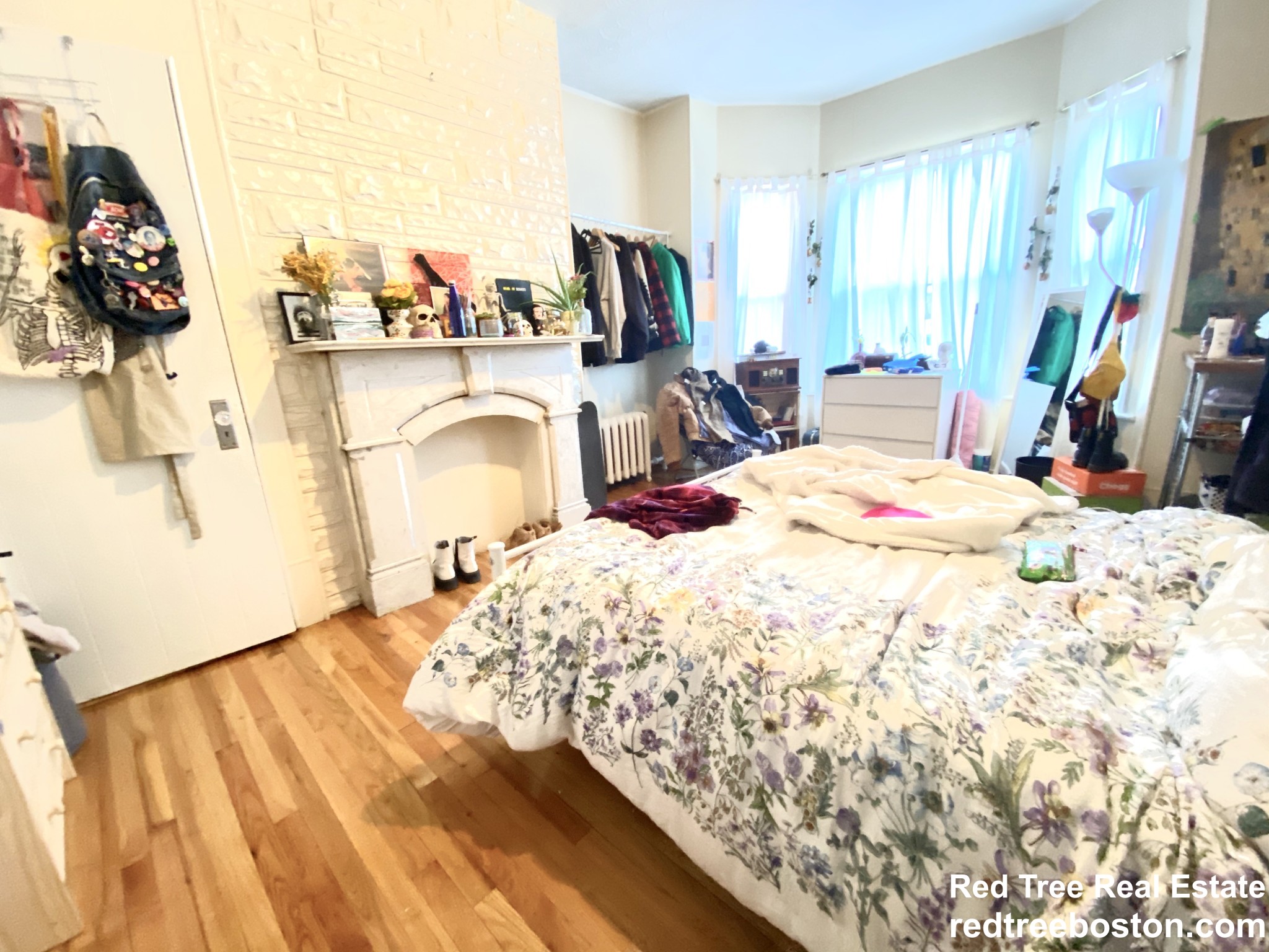 4 bed, 1 bath apartment for rent at 110 Paris St Unit 3, East Boston — photo 8 of 19