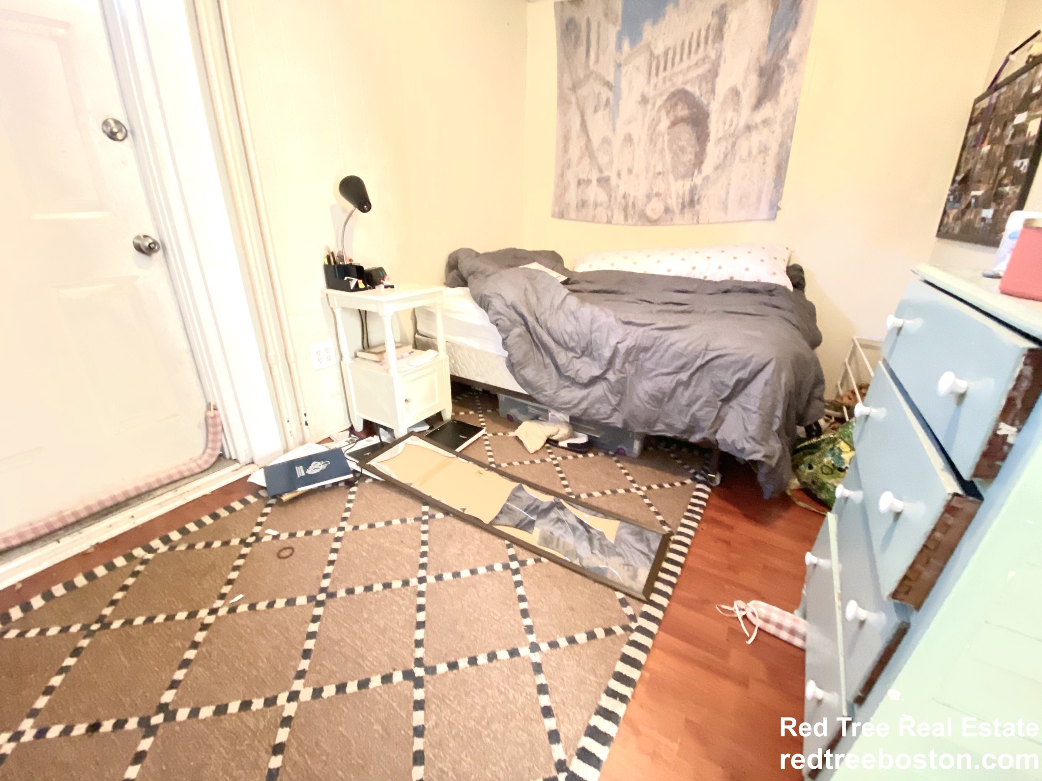 4 bed, 1 bath apartment for rent at 110 Paris St Unit 3, East Boston — photo 10 of 19