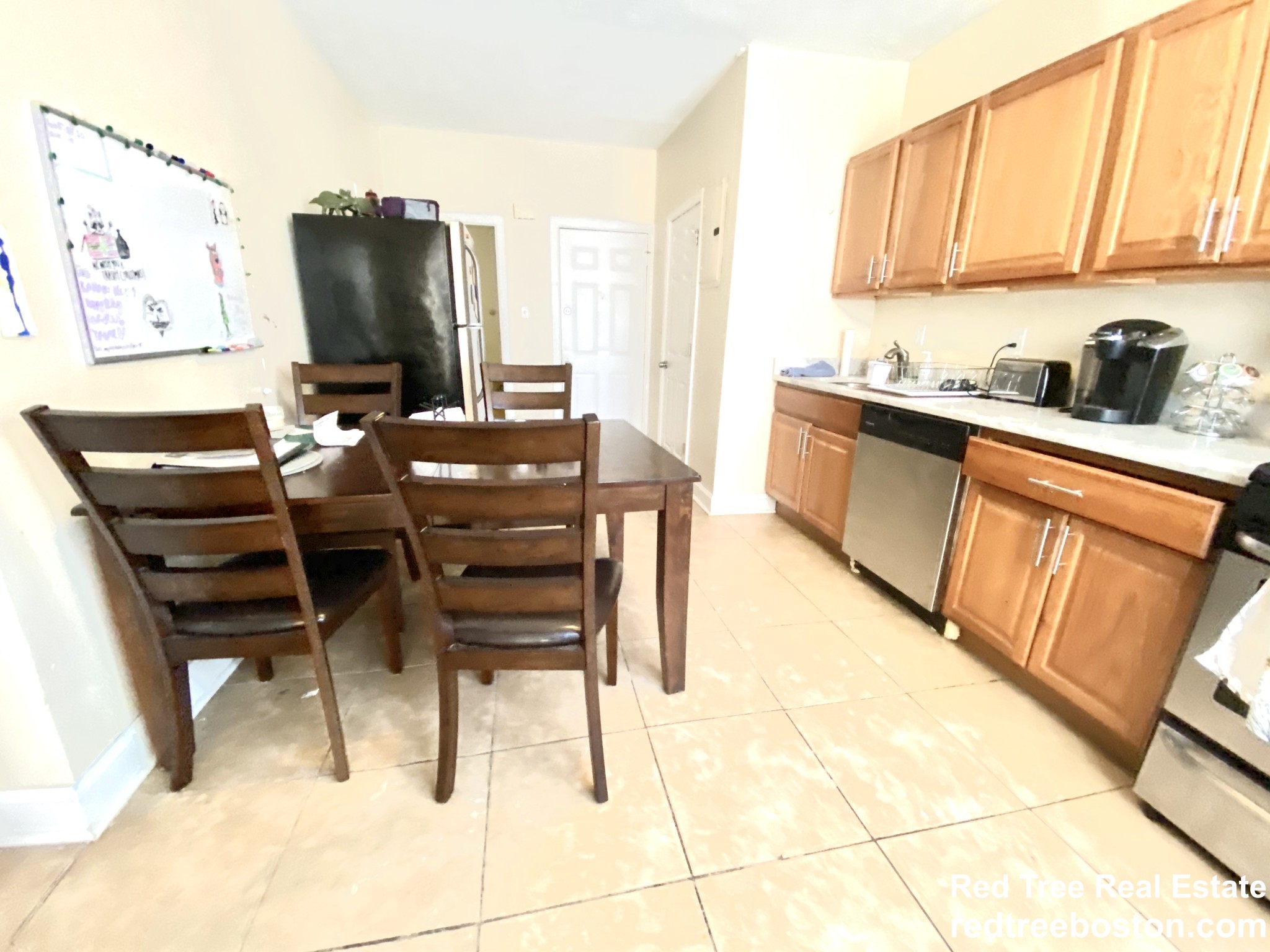 4 bed, 1 bath apartment for rent at 110 Paris St Unit 3, East Boston — photo 17 of 19