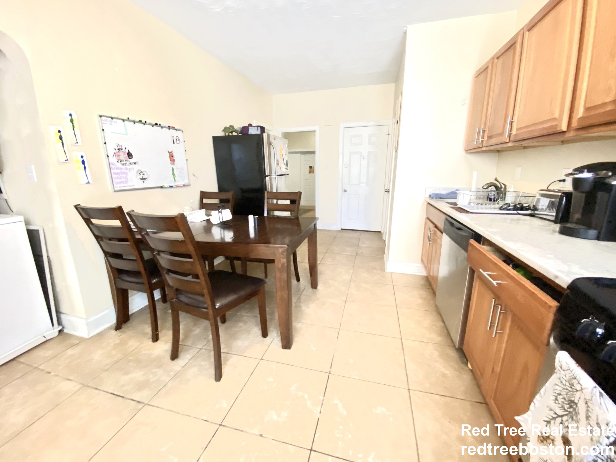 4 bed, 1 bath apartment for rent at 110 Paris St Unit 3, East Boston — photo 1 of 19