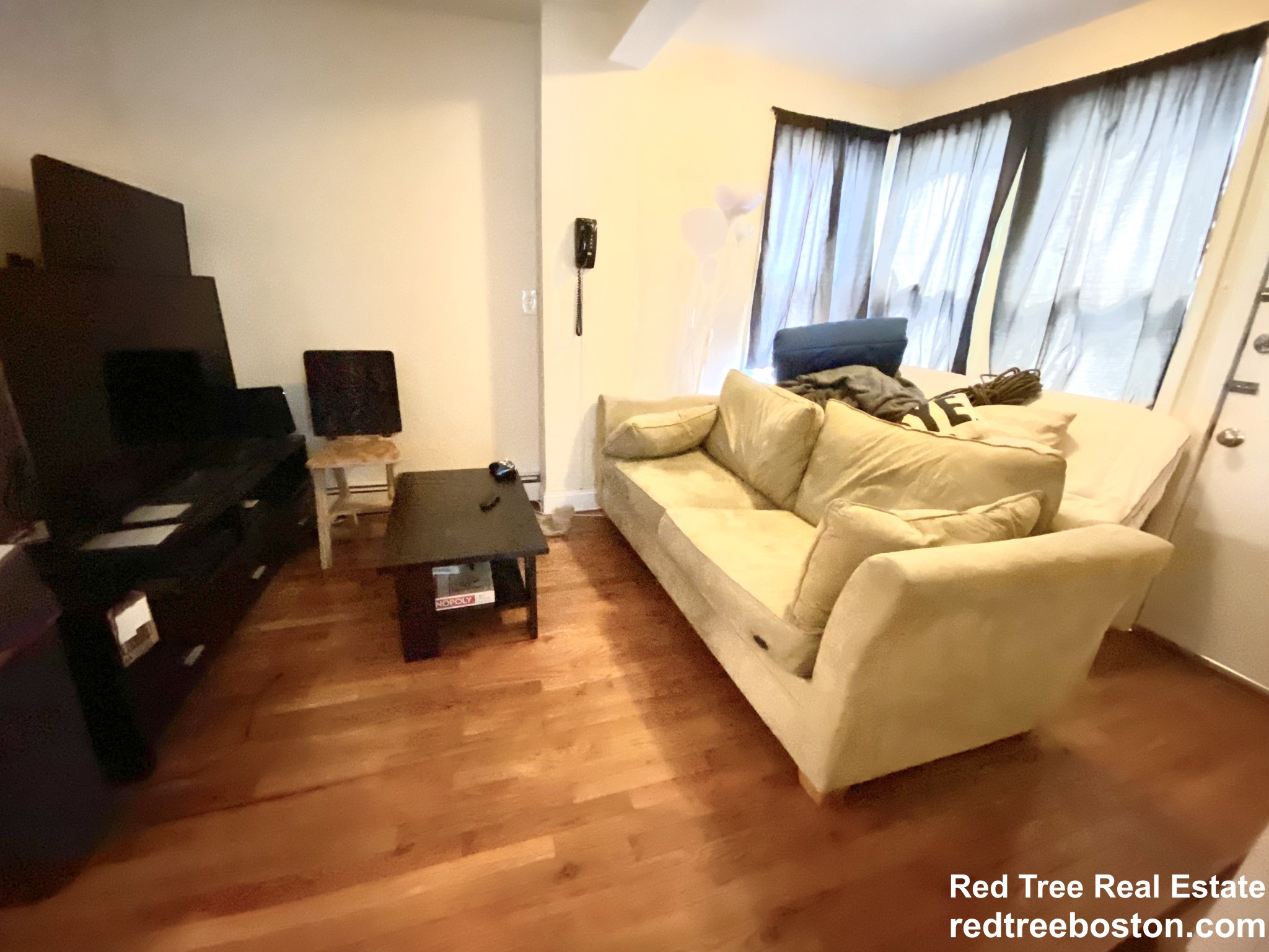4 bed, 2 bath apartment for rent at 238 Everett St Unit 3, East Boston — photo 2 of 17