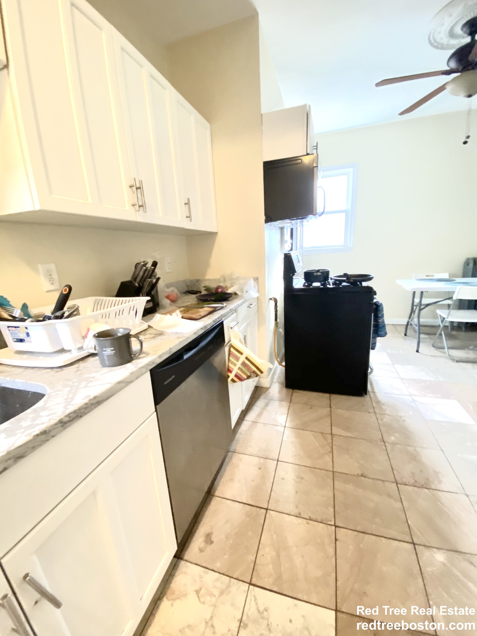 3 bed, 1 bath apartment for rent at 438 Meridian St Unit 3, East Boston — photo 1 of 17