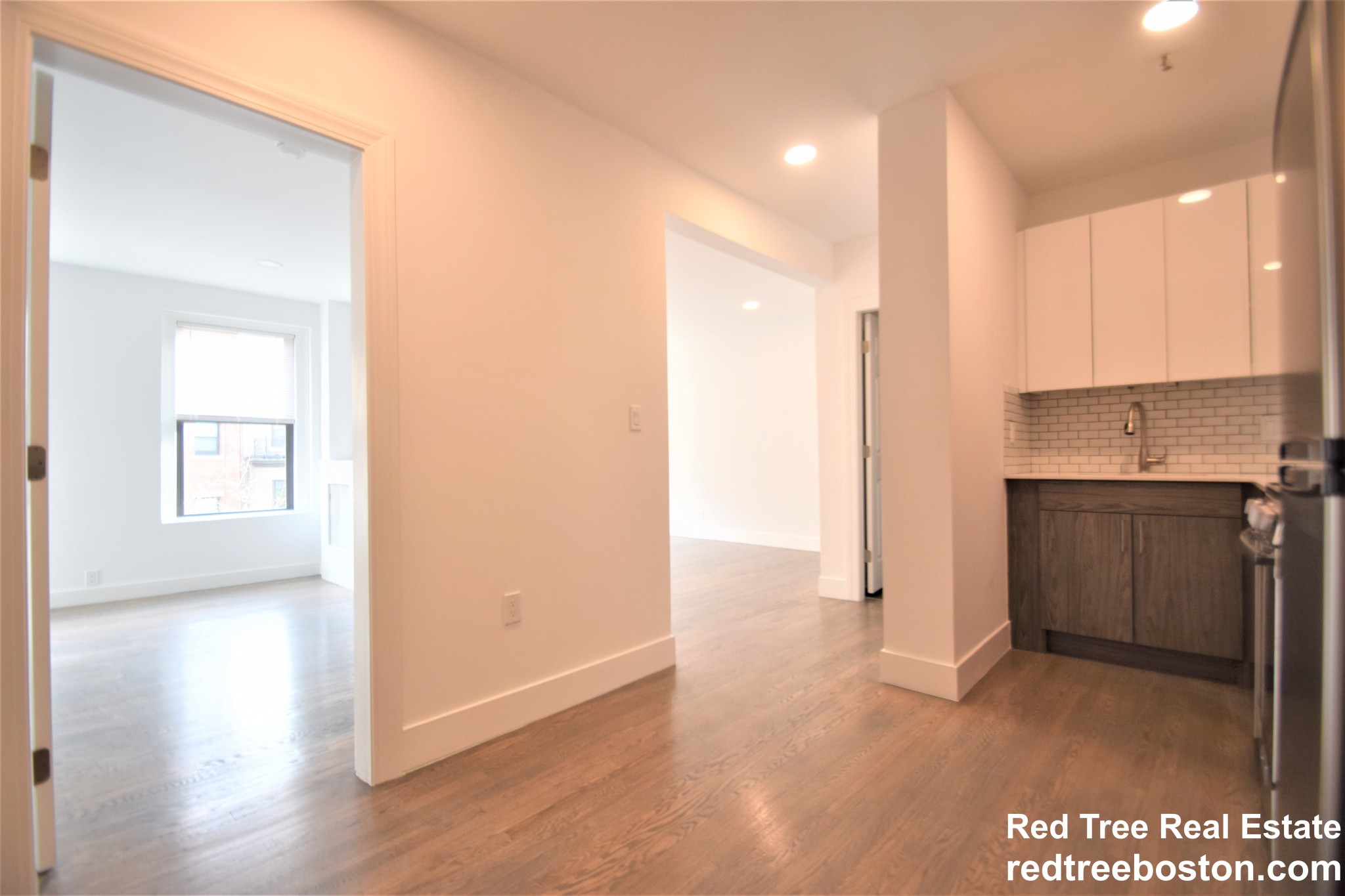 19 Peterborough St, Fenway