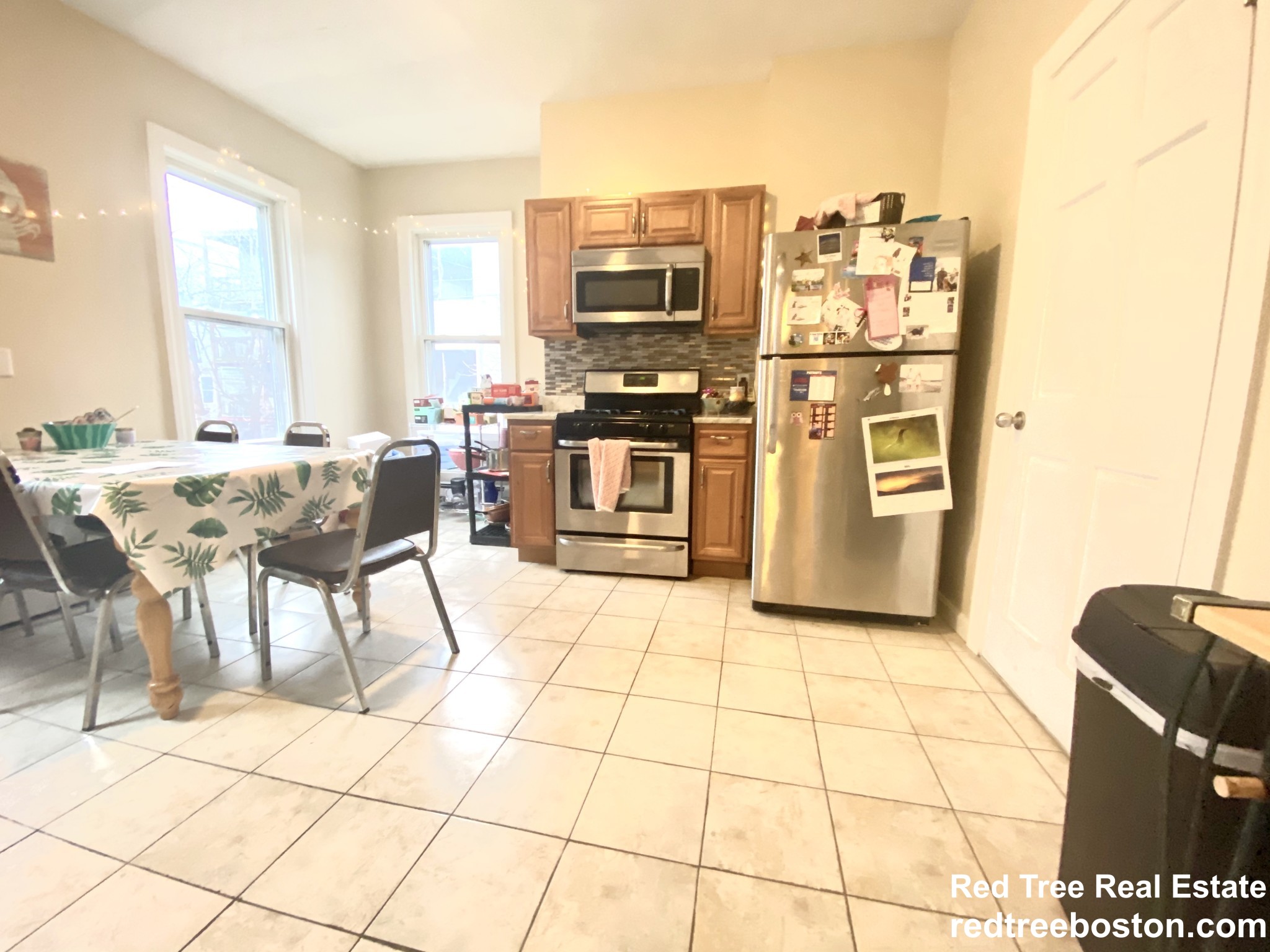 4 bed, 1 bath apartment for rent at 324 Saratoga St Unit 3, East Boston — photo 2 of 13