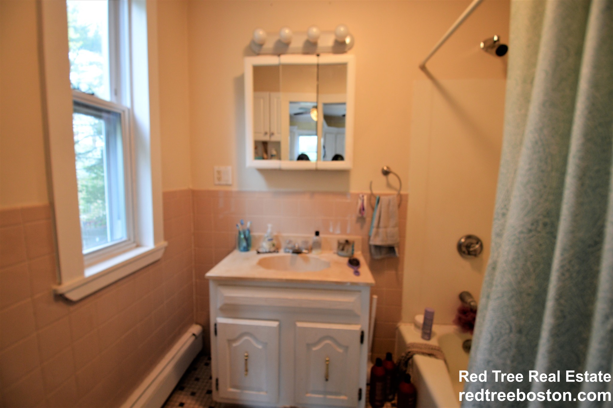 57 Riverdale St, Lower Allston