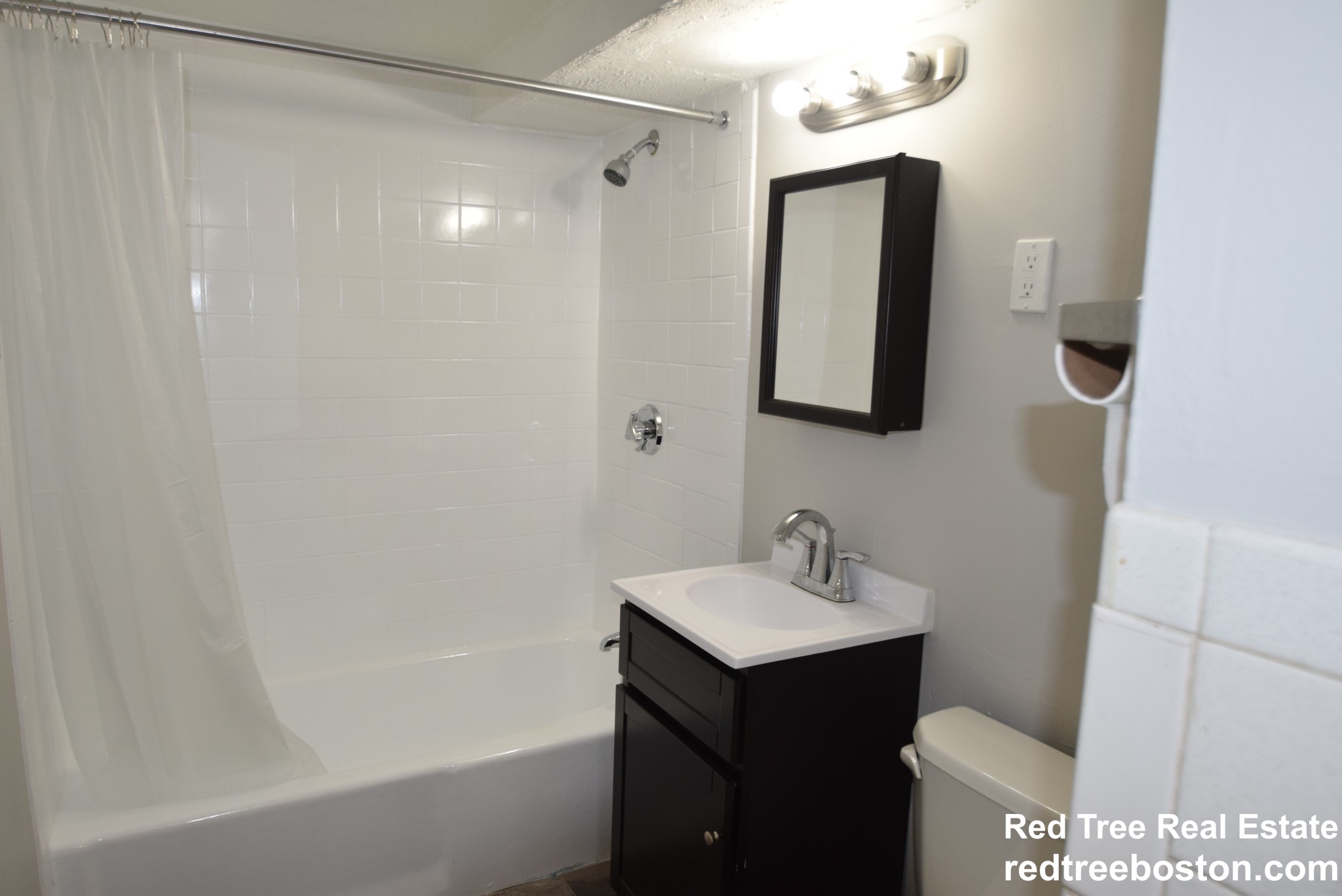 36 South Huntington Ave, Jamaica Plain