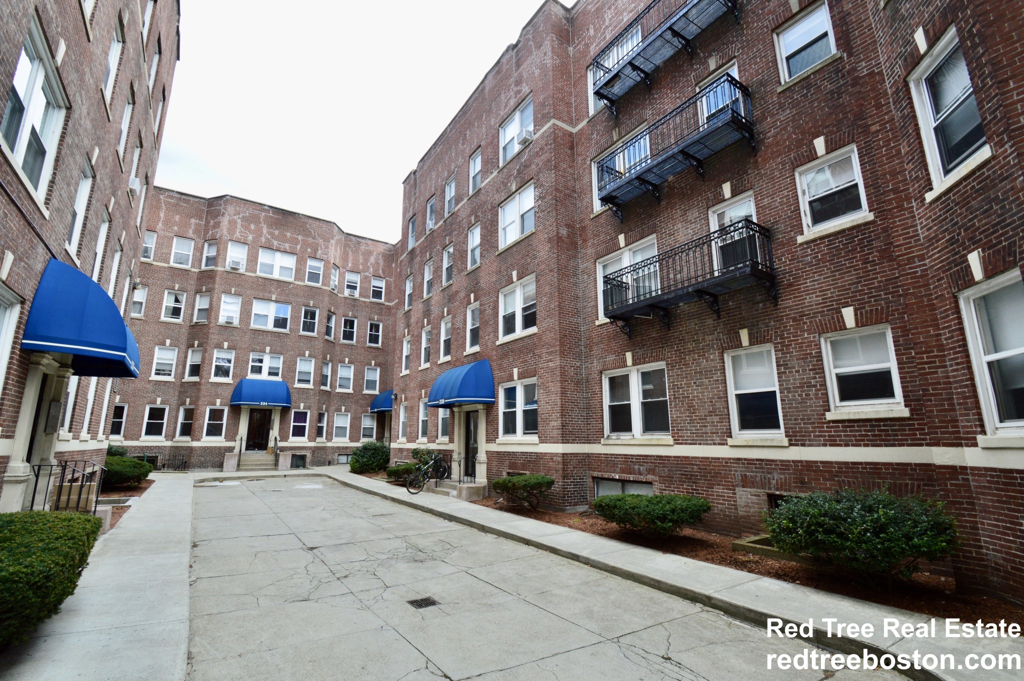 228 South St, Jamaica Plain