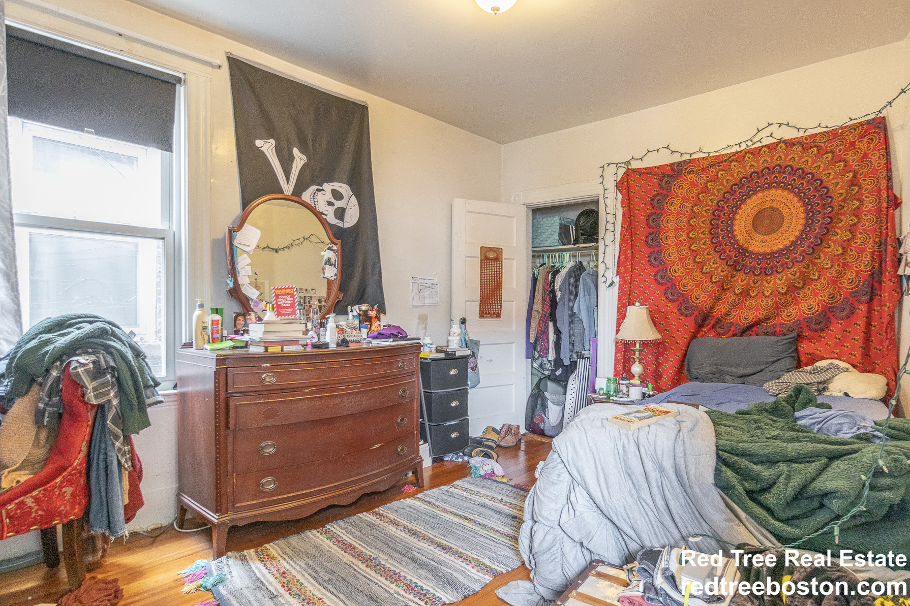 4 bed, 1 bath apartment for rent at 141 Cottage St Unit 3, East Boston — photo 6 of 7
