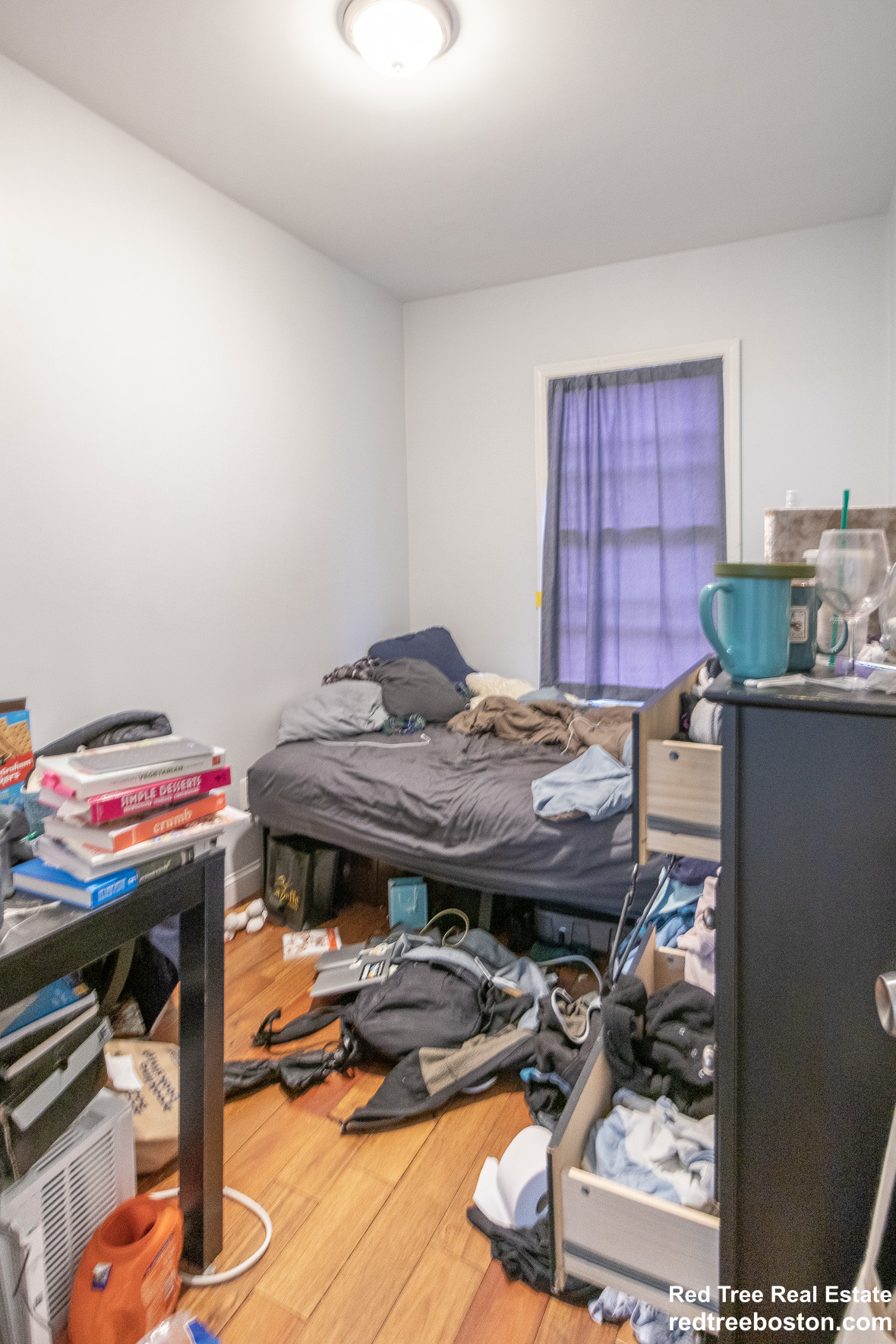 4 bed, 1 bath apartment for rent at 204 Falcon St Unit 3, East Boston — photo 7 of 12