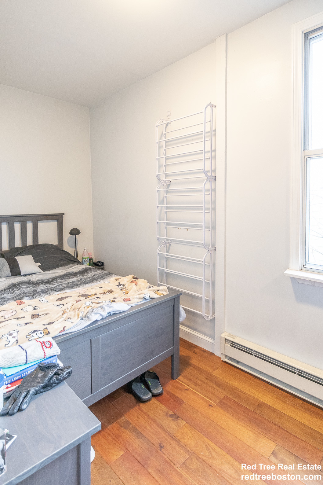 4 bed, 1 bath apartment for rent at 204 Falcon St Unit 3, East Boston — photo 11 of 12