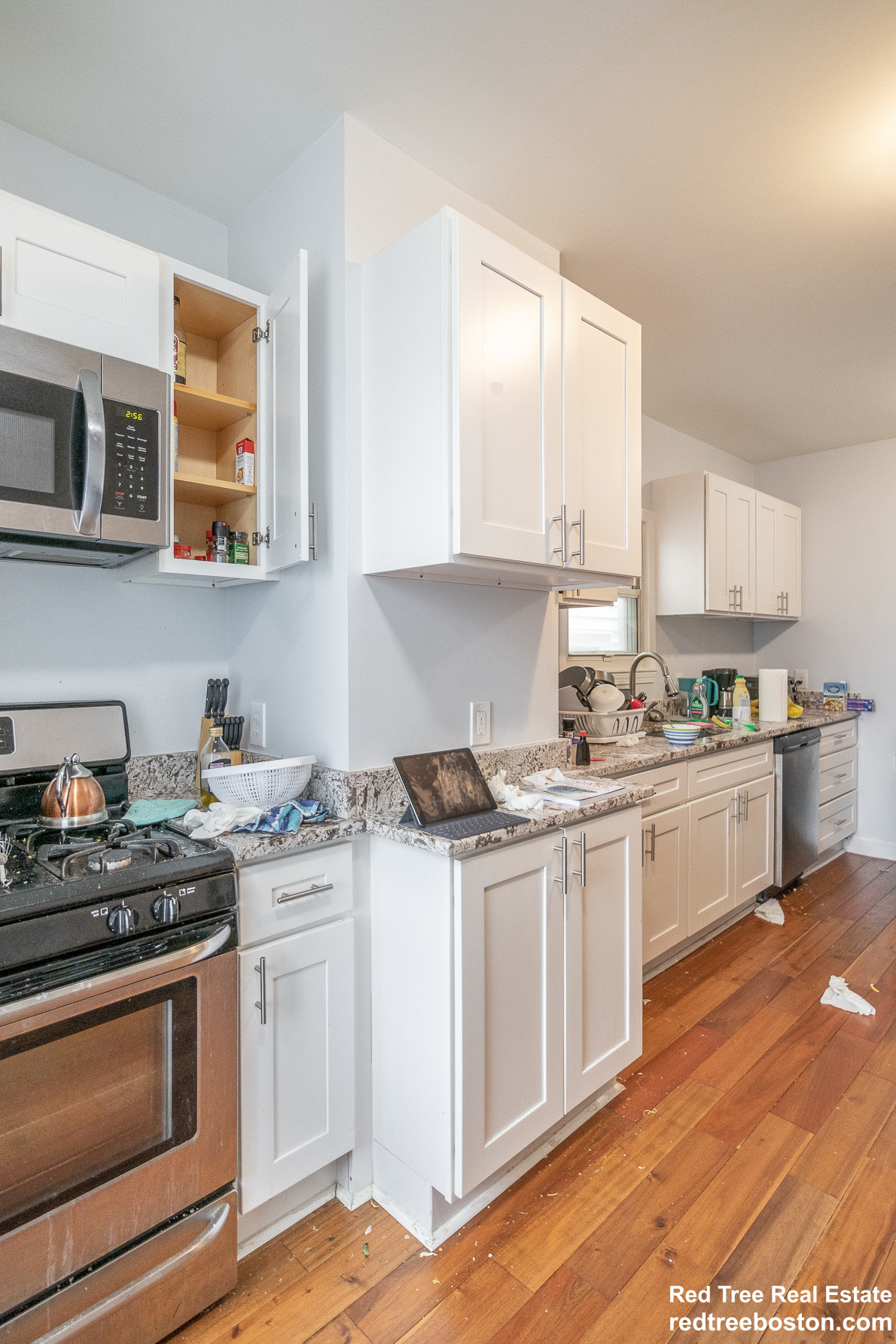 4 bed, 1 bath apartment for rent at 204 Falcon St Unit 3, East Boston — photo 1 of 12