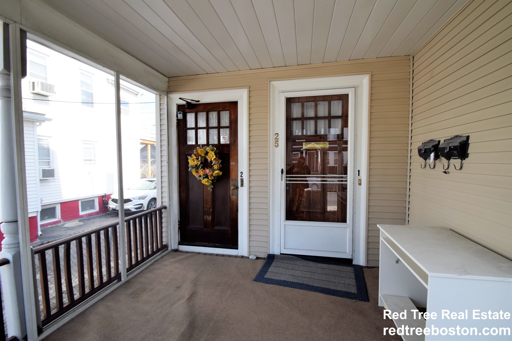 25 Oak Square Ave, Oak Square