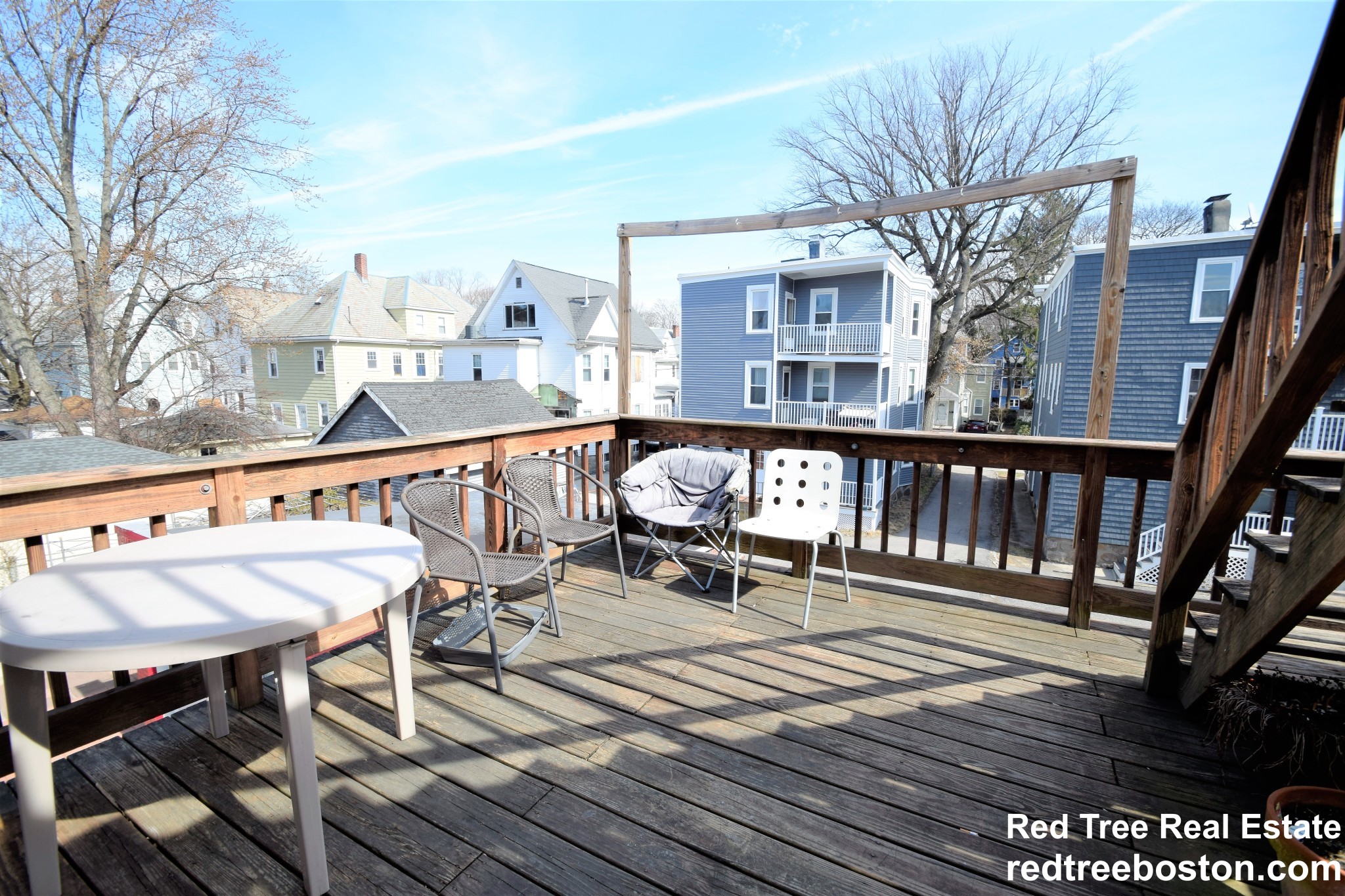 25 Oak Square Ave, Oak Square