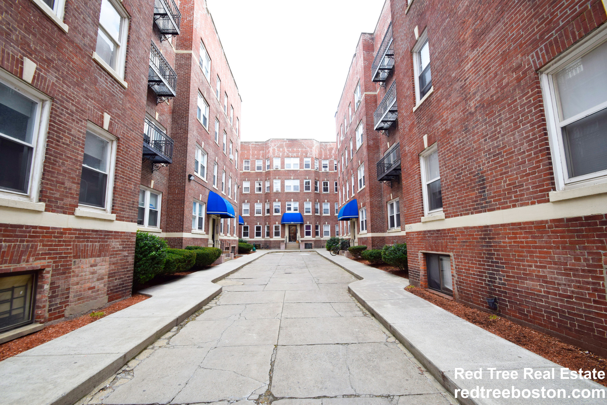 218 South St, Jamaica Plain