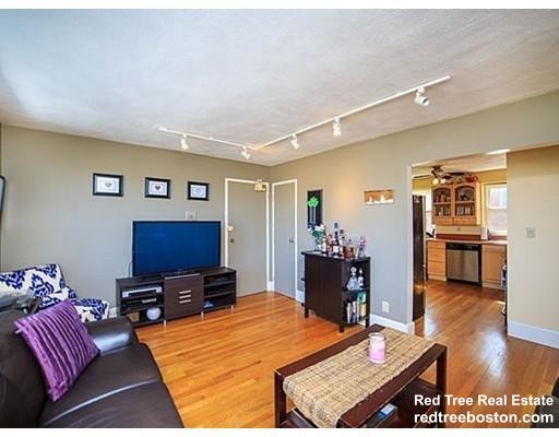 491 Arborway, Jamaica Plain