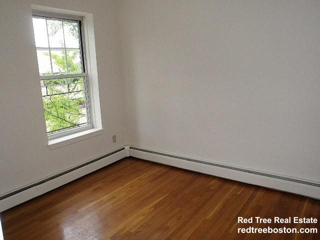 1315 Commonwealth Ave, Allston