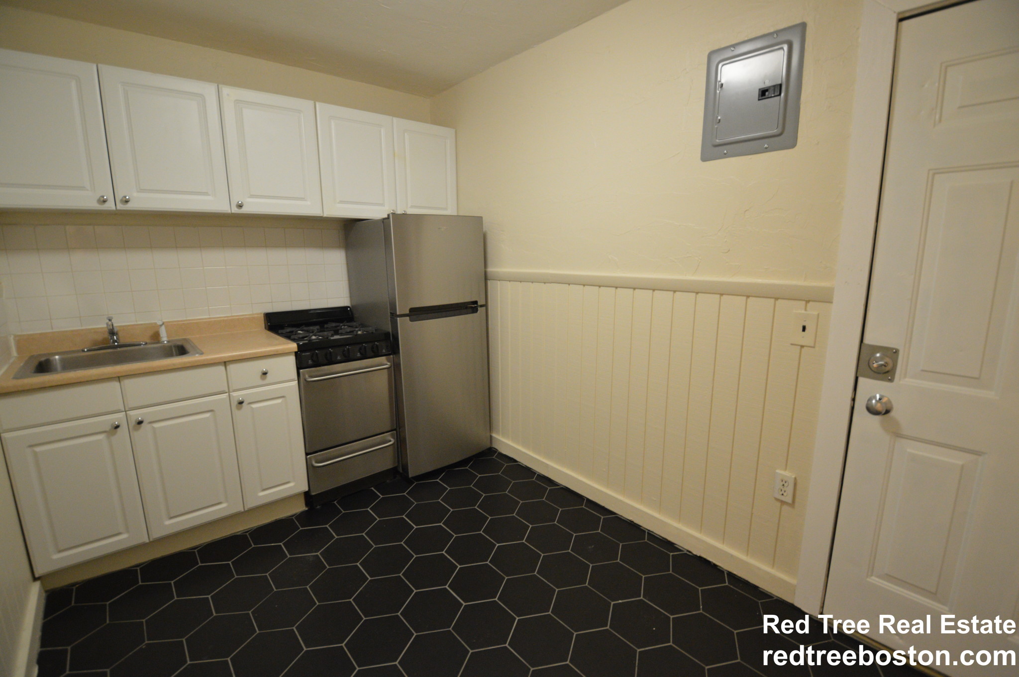 303 Hancock St, Dorchester