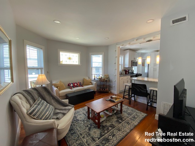 4 bed, 2 bath apartment for rent at 28 Hunnewell Ave Unit 3, Brighton — photo 16 of 25