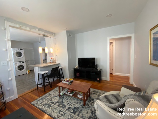 4 bed, 2 bath apartment for rent at 28 Hunnewell Ave Unit 3, Brighton — photo 17 of 25