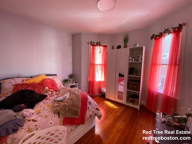 4 bed, 2 bath apartment for rent at 28 Hunnewell Ave Unit 3, Brighton — photo 23 of 25