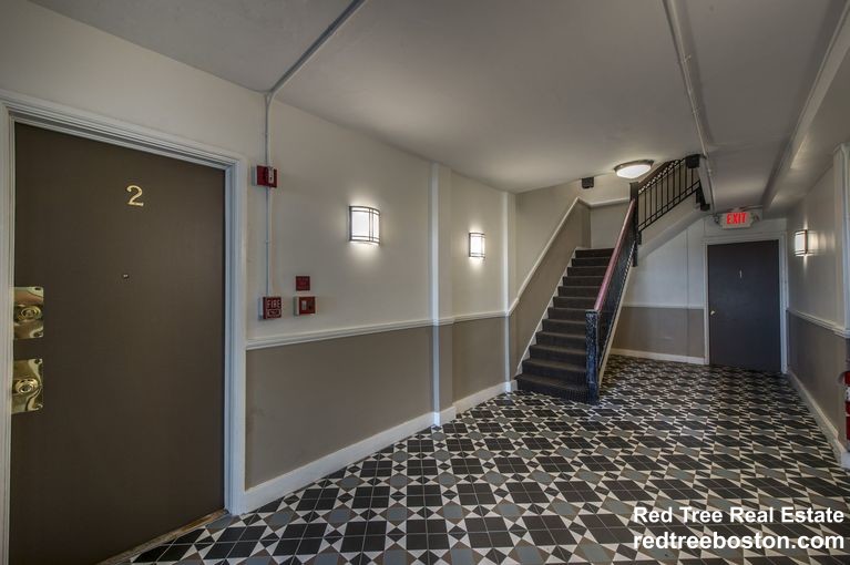 437 Cambridge St, Allston