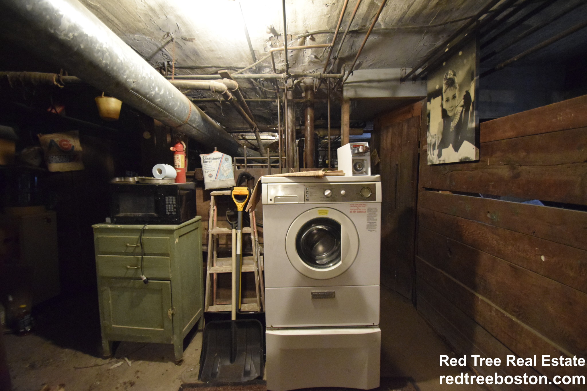 65 Olcott St, Watertown