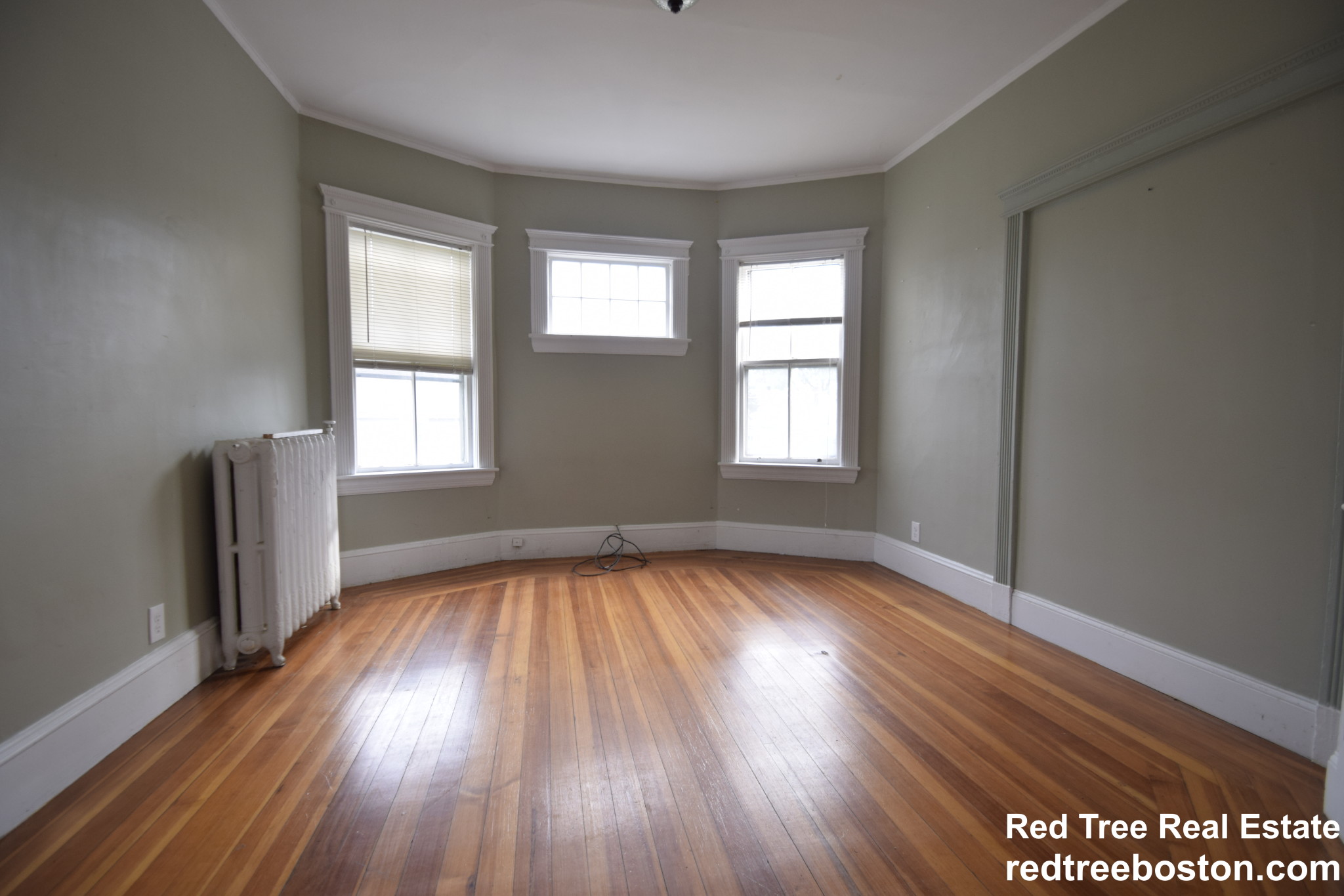 65 Olcott St, Watertown