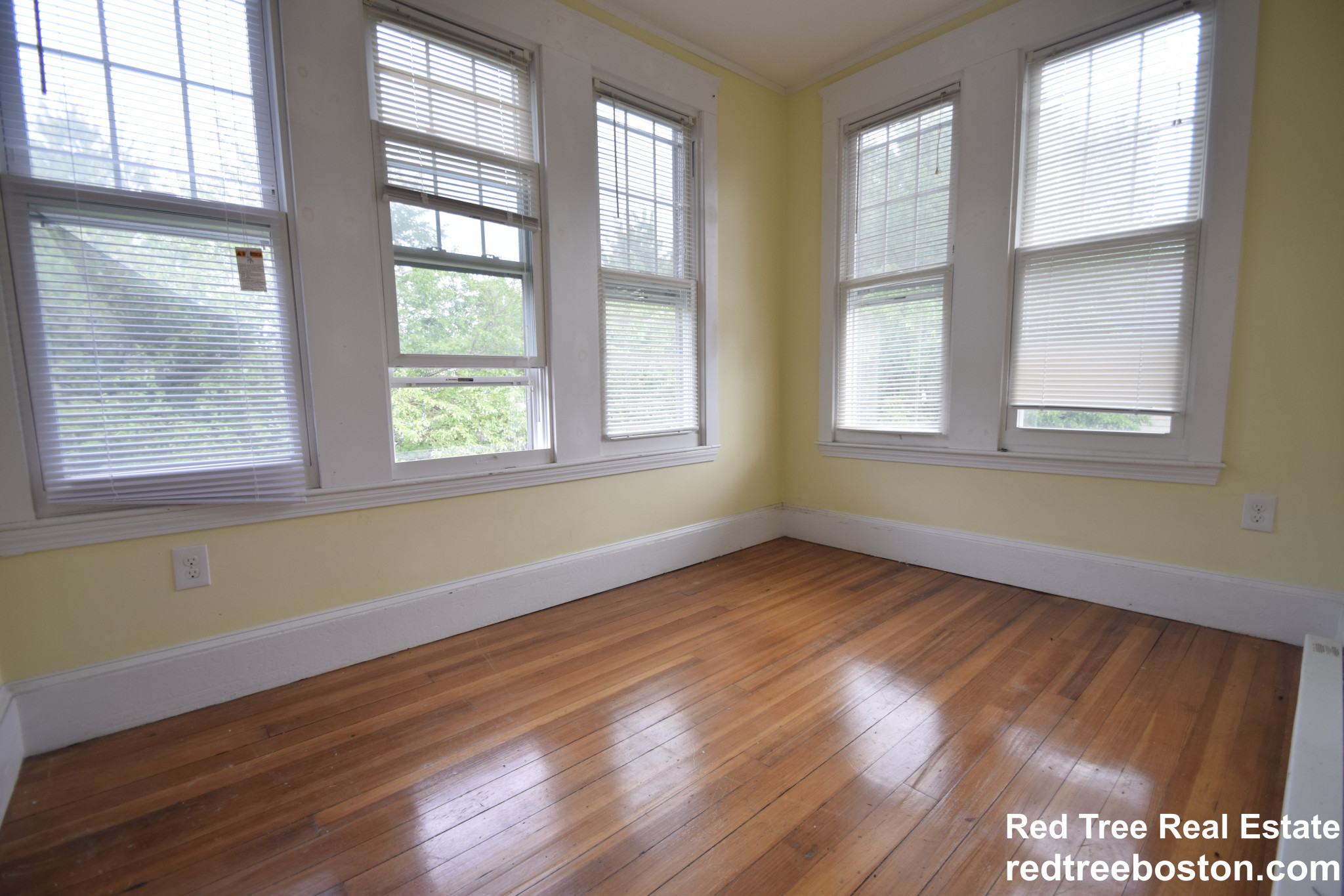 65 Olcott St, Watertown