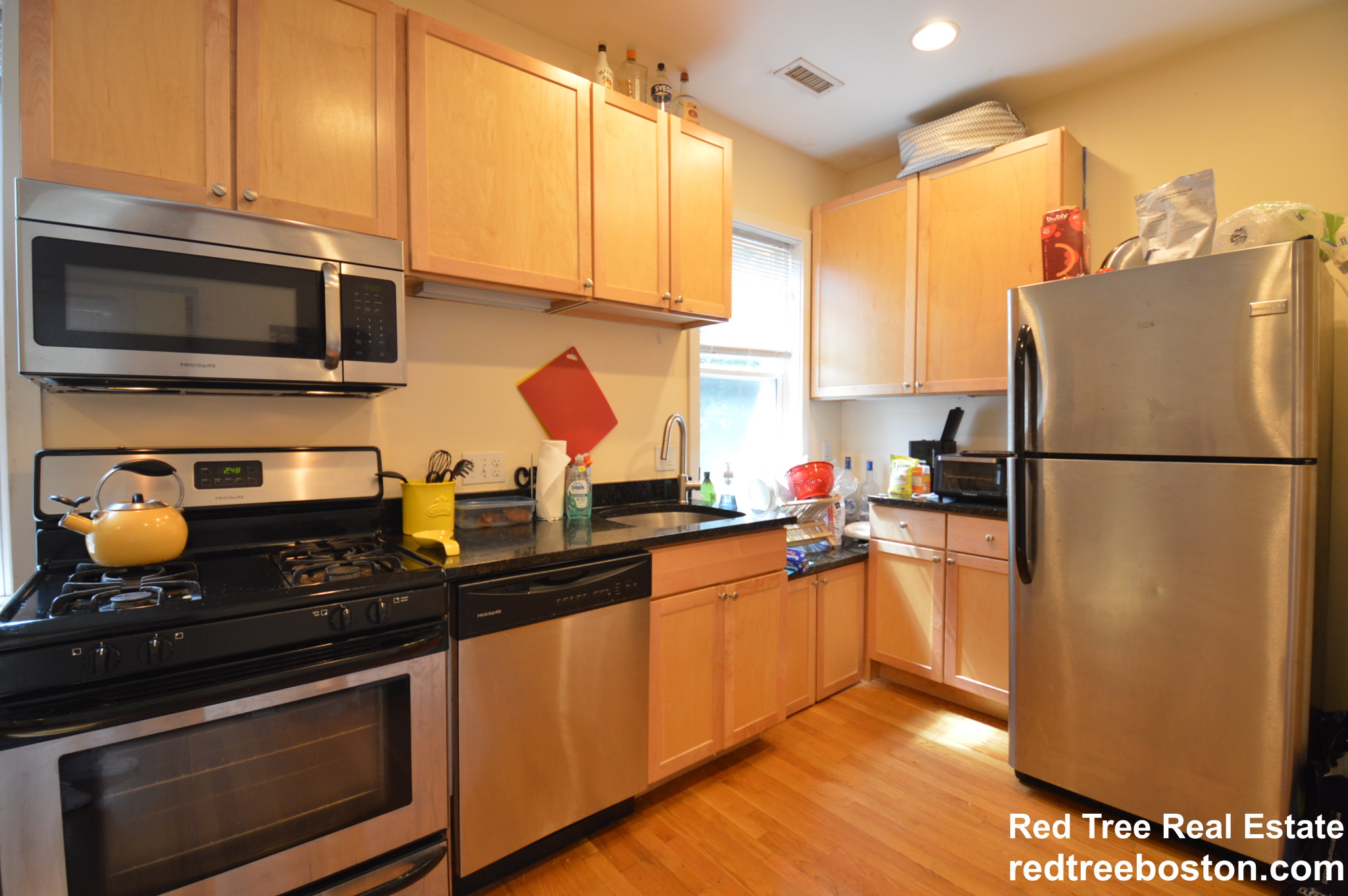 24 Ashford St, Allston