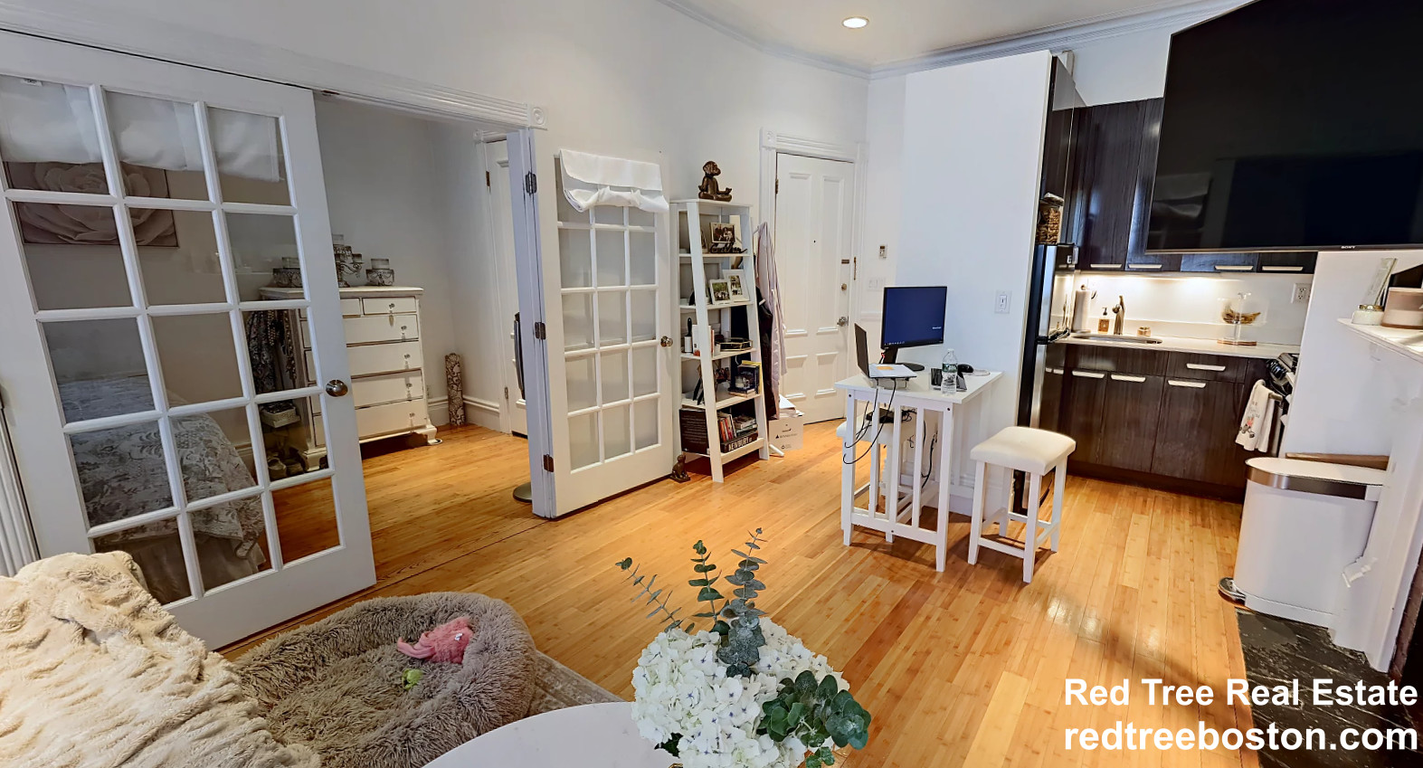 254 Newbury St, Back Bay