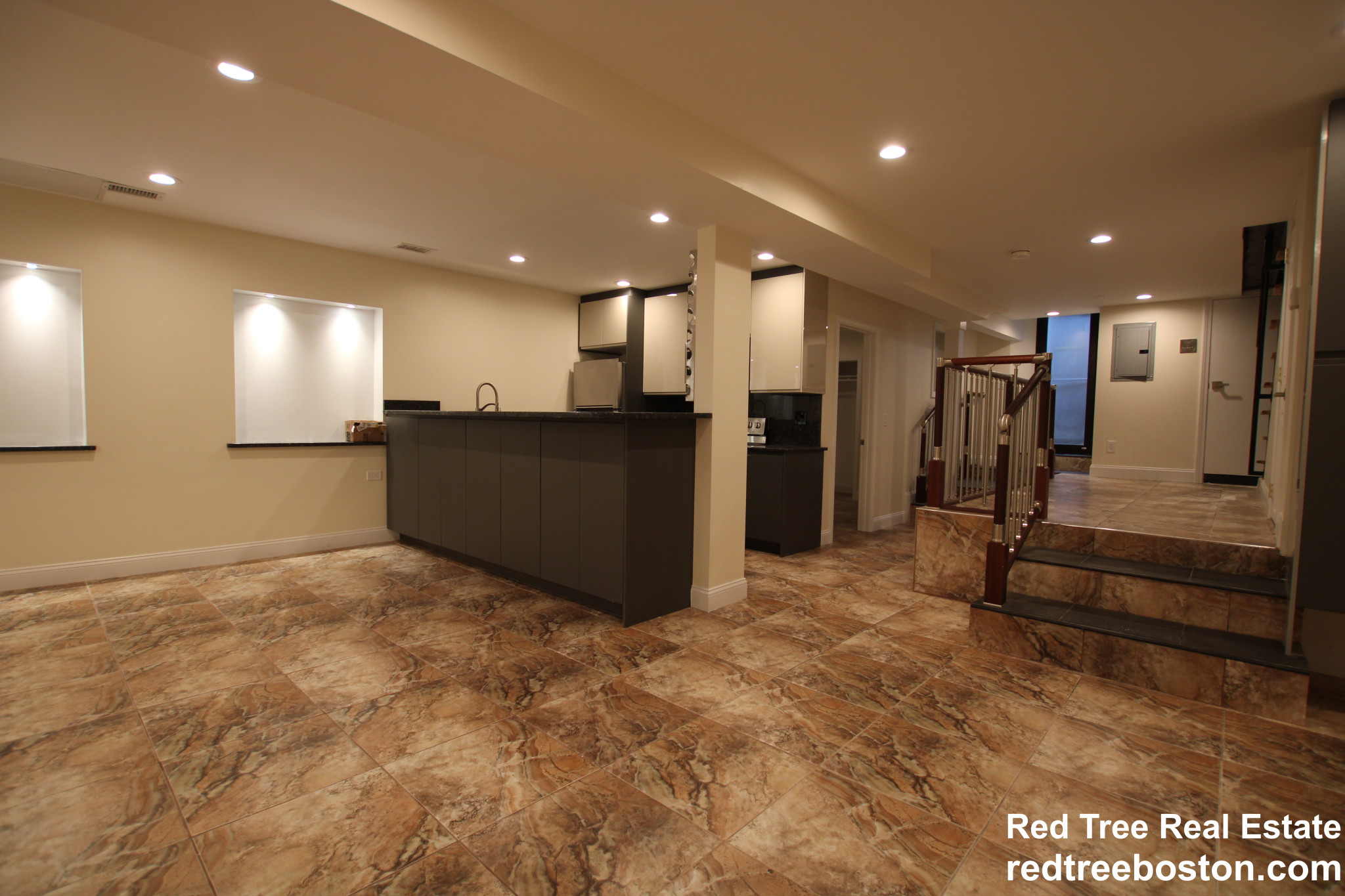 25 Saint Marys Ct, Brookline